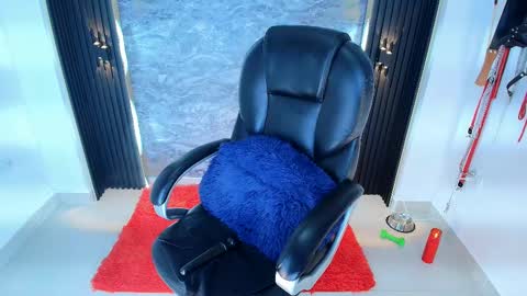 Samantha online show from 02/25/25, 02:22