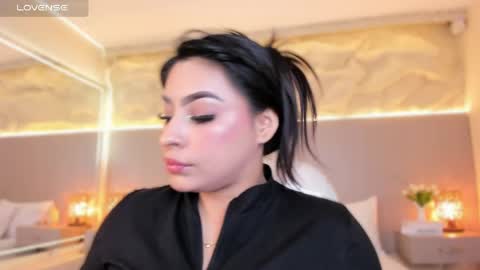 Snapshot of samanthaa_22_ chatting on 04/29/26, 11:25 Samanthaa online show from 04/29/26, 11:25