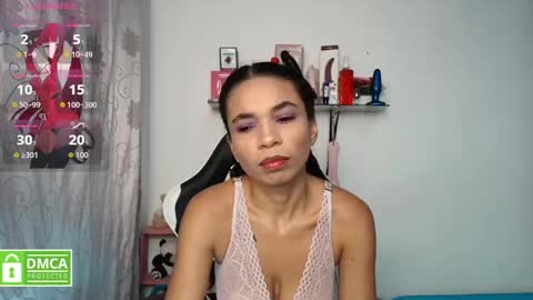 Snapshot of samanthaa_queen chatting on 05/29/26, 11:52 sam online show from 05/29/26, 11:52