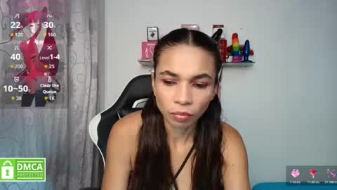 Snapshot of samanthaa_queen chatting on 06/10/26, 11:53 sam online show from 06/10/26, 11:53
