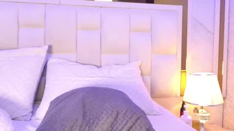 samanthaa_sm online show from 11/28/25, 11:46