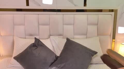 samanthaa_sm online show from 12/14/25, 11:37