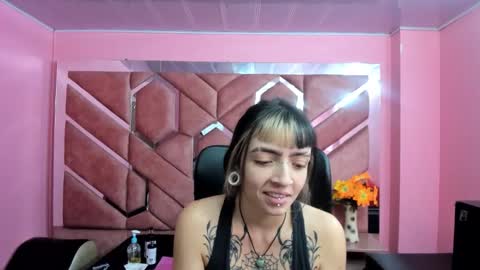 Snapshot of samanthaa_smitth chatting on 09/12/25, 04:01 Samantha Smitth online show from 09/12/25, 04:01