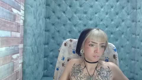 Snapshot of samanthaa_smitth chatting on 10/09/25, 03:48 Samantha Smitth online show from 10/09/25, 03:48