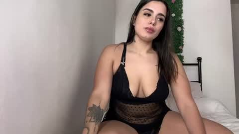Snapshot of samanthababy1 chatting on 07/06/26, 12:07 Samantha online show from 07/06/26, 12:07