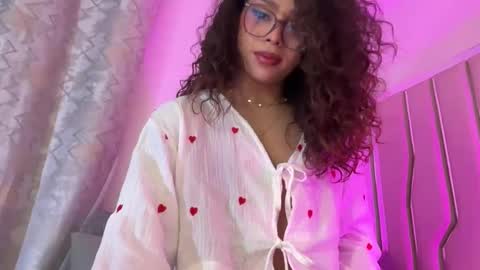 Snapshot of samanthabernardo_ chatting on 03/19/26, 04:16 Samantha Bernardo online show from 03/19/26, 04:16