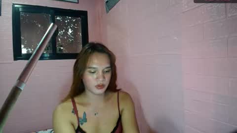 Snapshot of samanthafuckughh chatting on 06/24/26, 04:33 samanthafuckughh online show from 06/24/26, 04:33