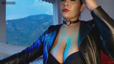 samanthahut1 online show from 03/05/26, 11:01