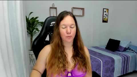 Snapshot of samanthaleon chatting on 02/02/25, 11:11 Samantha samy online show from 02/02/25, 11:11