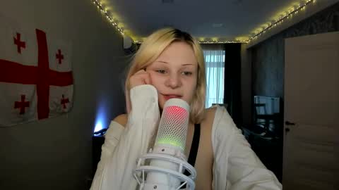 Samantha online show from 01/18/25, 12:36