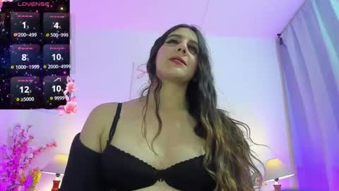 Snapshot of samanthamillher1021 chatting on 10/28/25, 12:47 samanthamillher1021 online show from 10/28/25, 12:47