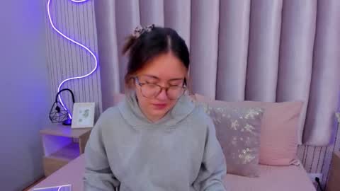 Alejandra  online show from 11/15/25, 11:51