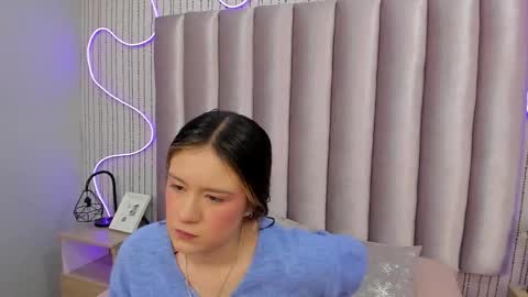 Alejandra  online show from 12/04/25, 12:14