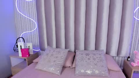 Alejandra  online show from 01/14/26, 12:33