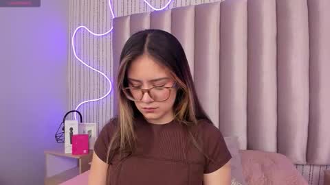 Alejandra  online show from 02/03/26, 11:04