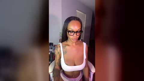 Snapshot of samanthaporsha chatting on 06/16/26, 02:09 samanthaporsha online show from 06/16/26, 02:09