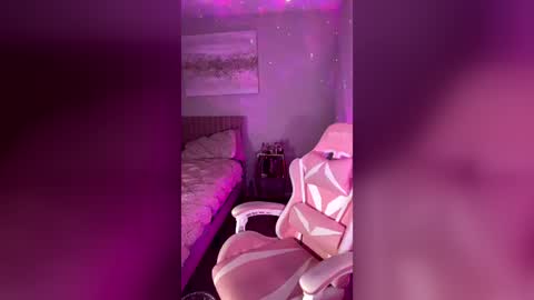 Snapshot of samanthaporsha chatting on 08/01/26, 04:01 samanthaporsha online show from 08/01/26, 04:01