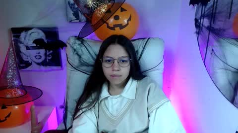 Samantha online show from 10/14/25, 02:29