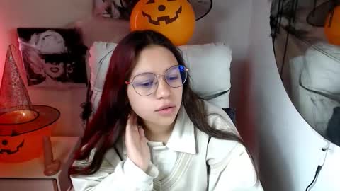 Samantha online show from 10/18/25, 02:29