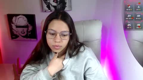 Samantha online show from 11/14/25, 02:38