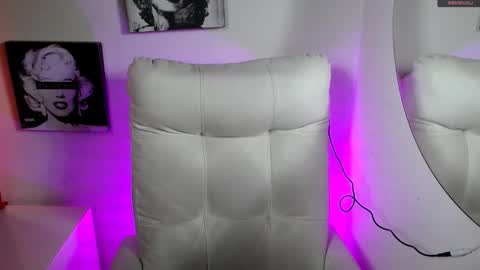 Samantha online show from 12/13/25, 07:53