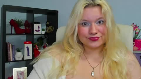 Snapshot of samanthax_pink chatting on 06/03/26, 11:13 Samantha online show from 06/03/26, 11:13