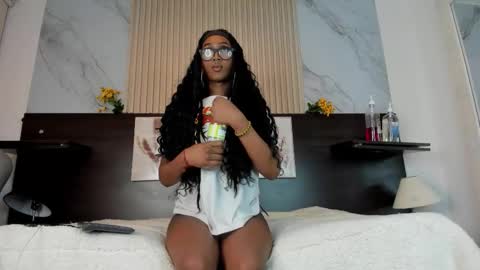 samara_as online show from 09/28/25, 10:59