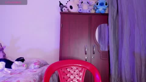 Samara is my name a pleasure delighted that you are here leave your thumb up it is important to me online show from 05/19/26, 04:08
