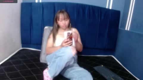 Snapshot of samara_purple chatting on 01/10/25, 12:47 Dafne online show from 01/10/25, 12:47