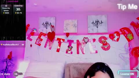 Snapshot of samaraeyes chatting on 02/23/25, 05:50 -- -- online show from 02/23/25, 05:50