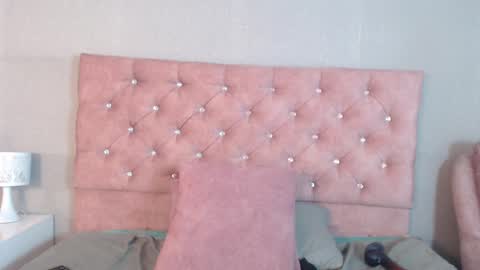 samaragrey18 online show from 02/28/25, 07:26