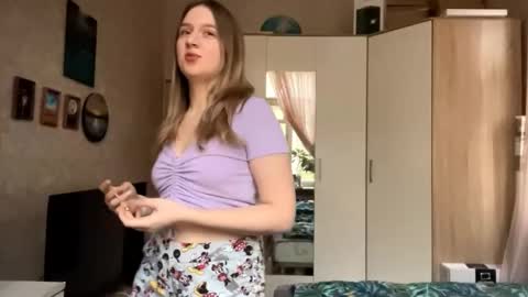 Sophia online show from 10/23/25, 12:59