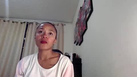 Snapshot of samary_thomas chatting on 03/07/25, 12:15 samary thomas online show from 03/07/25, 12:15
