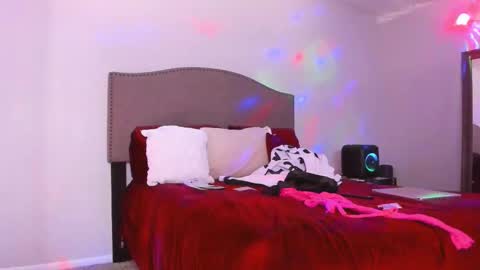 Yaya online show from 01/12/26, 03:39