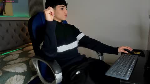 Snapshot of samblack_ chatting on 06/09/26, 01:01 Sam online show from 06/09/26, 01:01