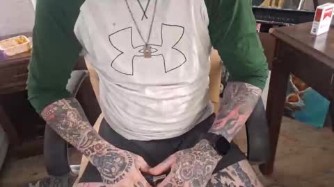 Snapshot of samboiamtho chatting on 01/21/25, 06:43 samboiamtho online show from 01/21/25, 06:43