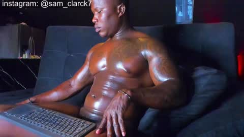 Snapshot of samclarck chatting on 01/29/25, 11:25 SAM online show from 01/29/25, 11:25