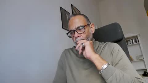 Sam online show from 03/17/26, 04:21