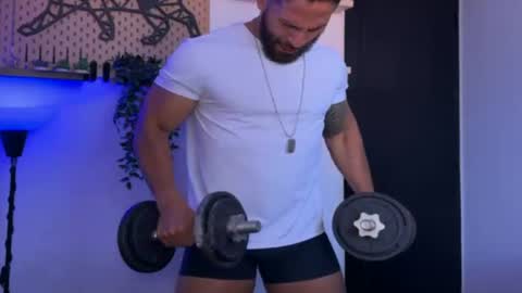 Snapshot of samdornan chatting on 07/22/26, 12:08 Sam Dornan online show from 07/22/26, 12:08