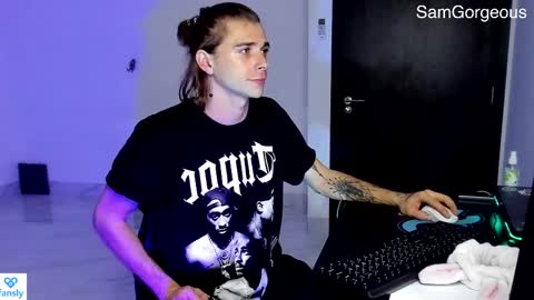 Snapshot of samgorgeous chatting on 02/25/25, 07:47 Fansly - Top4fans online show from 02/25/25, 07:47