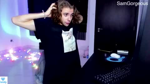 Snapshot of samgorgeous chatting on 03/11/25, 12:50 Fansly - Top4fans online show from 03/11/25, 12:50