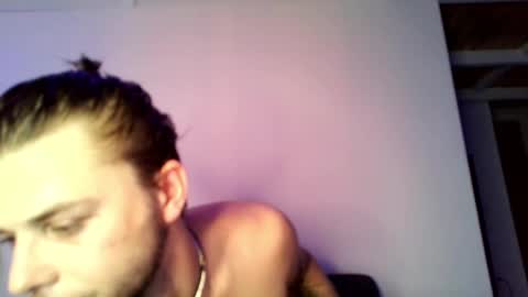 Snapshot of samgorgeous chatting on 04/12/26, 11:37 Fansly - Top4fans online show from 04/12/26, 11:37