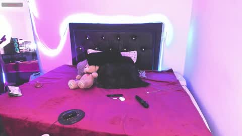 samiacooper25 online show from 11/25/25, 03:06