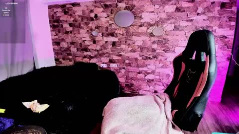 samiacooper25 online show from 04/20/26, 07:44