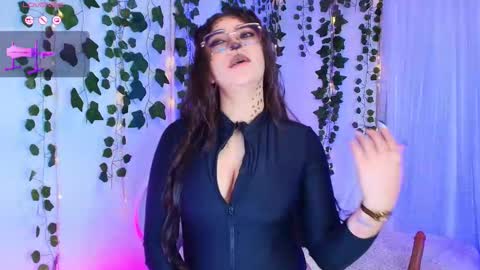 samii evans  online show from 10/30/25, 03:19