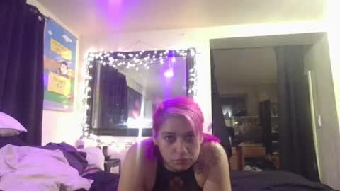 Snapshot of samiikayy chatting on 10/18/25, 04:37 samiikayy online show from 10/18/25, 04:37