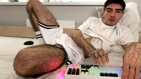 Sam online show from 04/04/26, 01:19