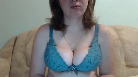 Snapshot of samiliya chatting on 12/10/24, 02:06 samiliya online show from 12/10/24, 02:06