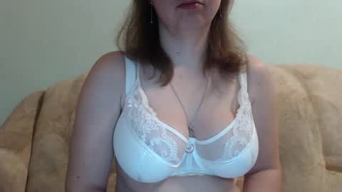 Snapshot of samiliya chatting on 01/16/25, 03:34 samiliya online show from 01/16/25, 03:34
