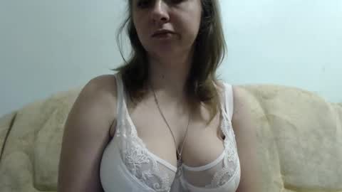 Snapshot of samiliya chatting on 02/15/25, 02:55 samiliya online show from 02/15/25, 02:55
